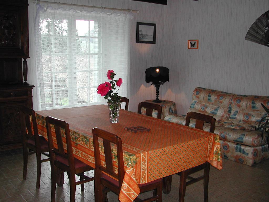 Les Gîtes de Garz Ar Bik Brasparts Habitación foto