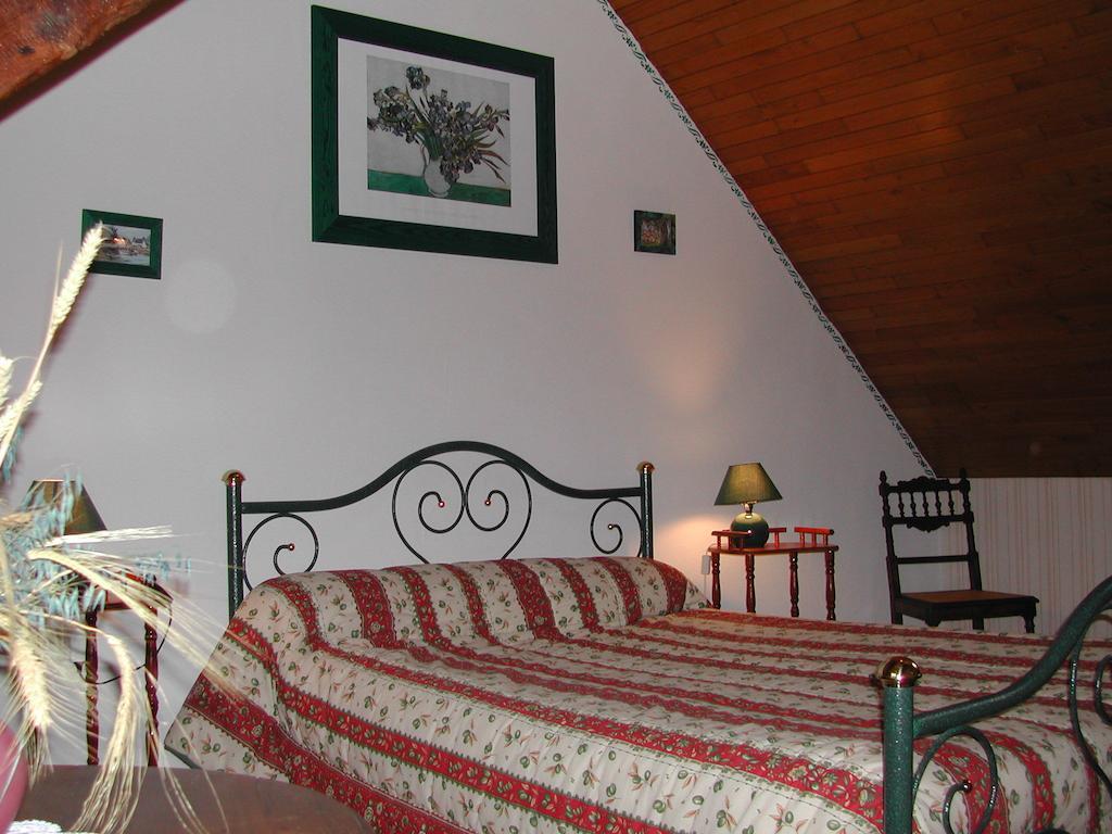 Les Gîtes de Garz Ar Bik Brasparts Habitación foto