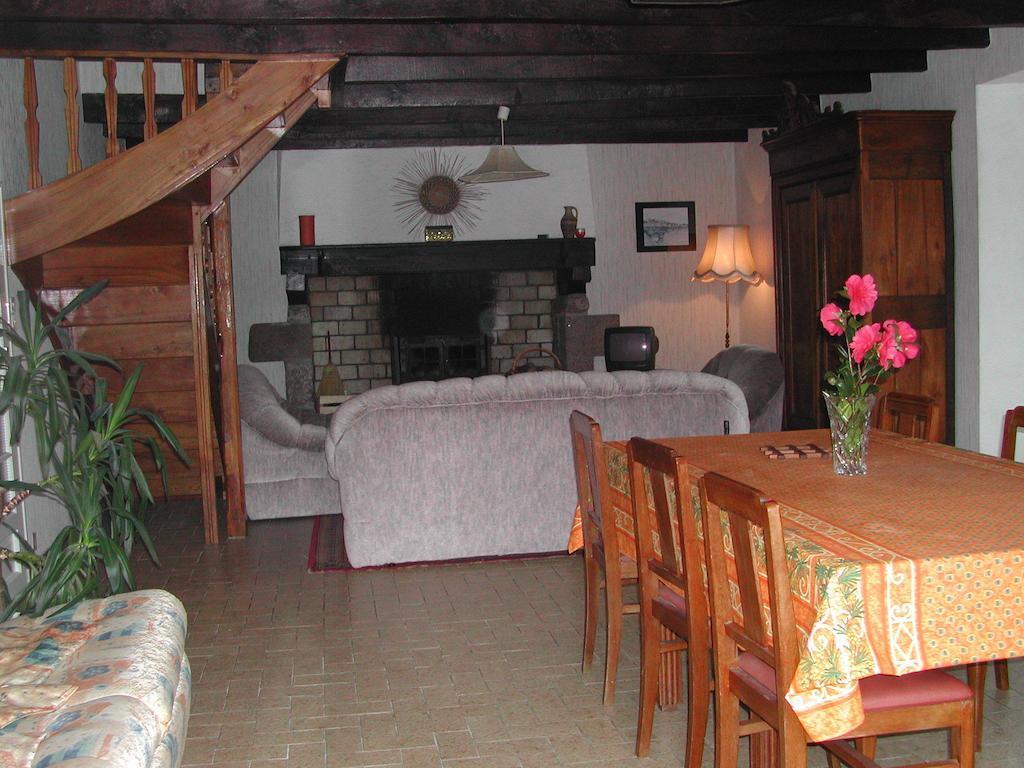 Les Gîtes de Garz Ar Bik Brasparts Habitación foto
